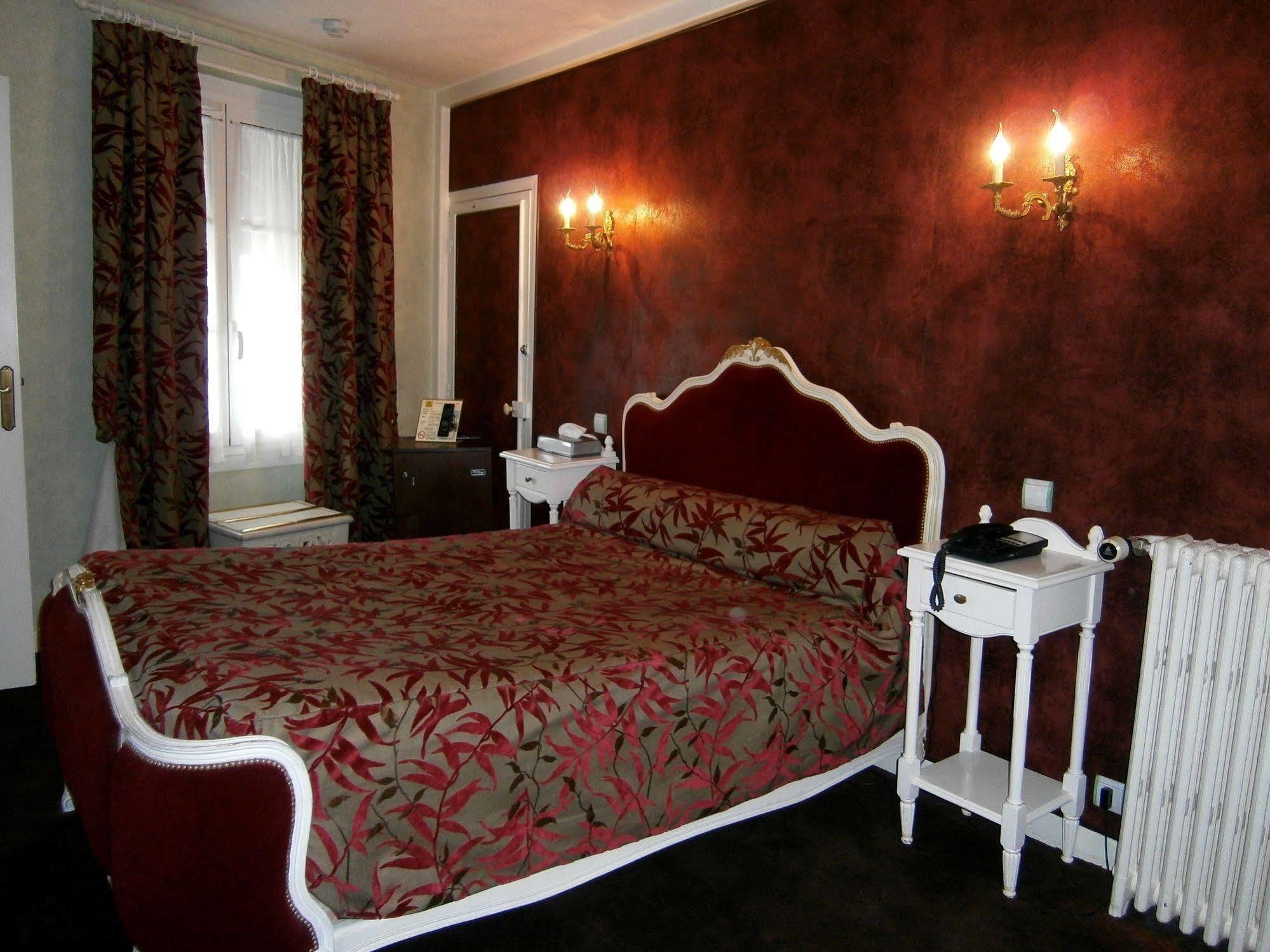 Hostellerie Du Grand Sully Ngoại thất bức ảnh