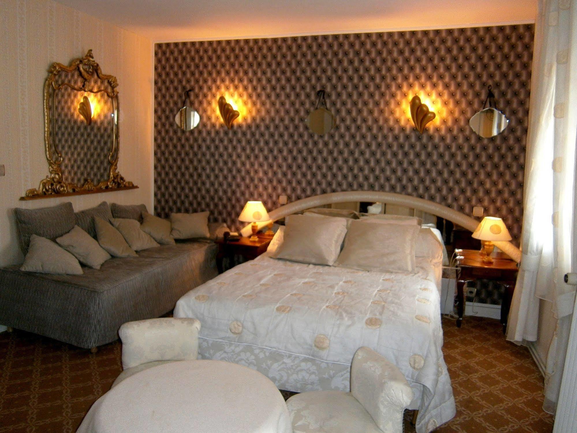 Hostellerie Du Grand Sully Ngoại thất bức ảnh