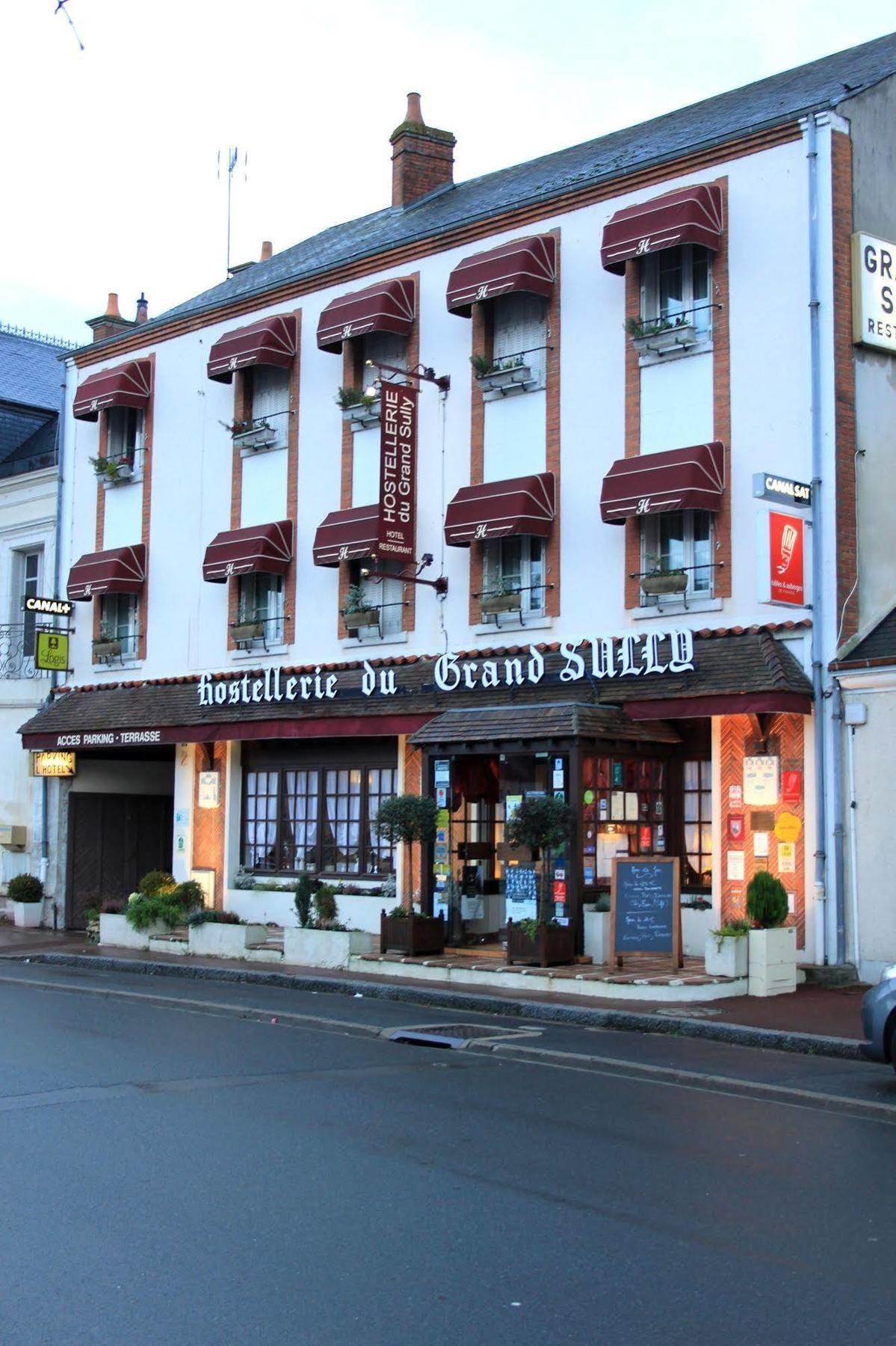 Hostellerie Du Grand Sully Ngoại thất bức ảnh